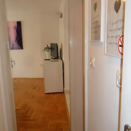 Arco Arina Apartment *