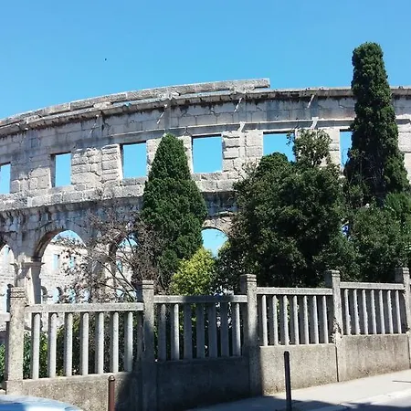 Apartment Arco Arina
