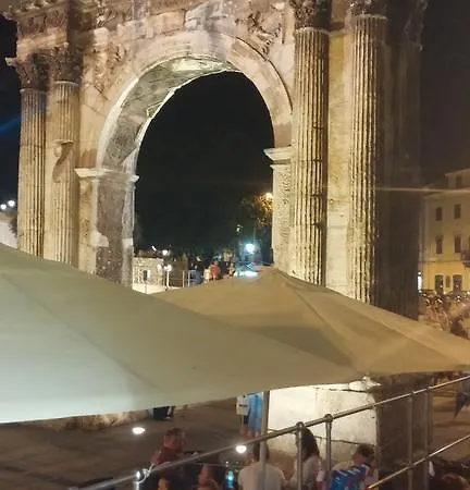 Апартаменти Arco Arina